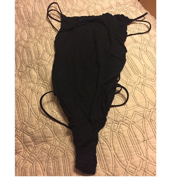 Strappy Backless Bodysuit....Color: Black...New - Picture 5 of 6